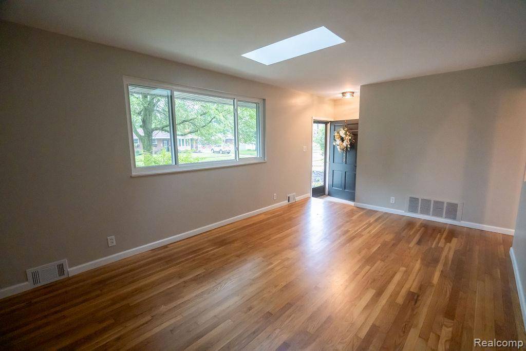Flat Rock, MI 48134,24449 Laurel Street