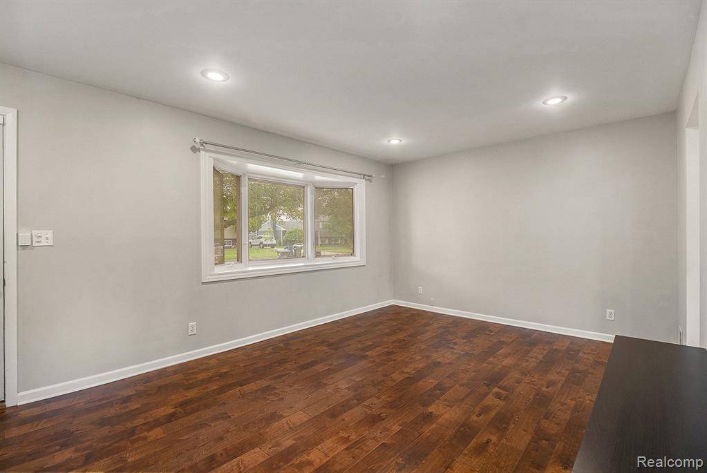 Sterling Heights, MI 48310,2427 Camel Drive