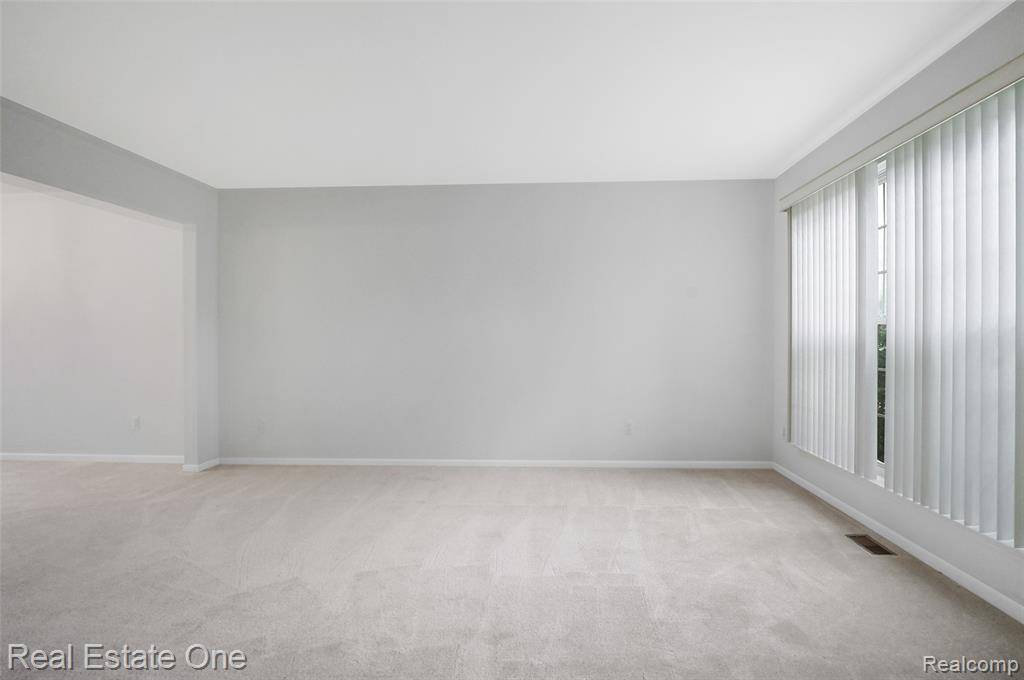 Canton, MI 48188,43497 Barclay Way