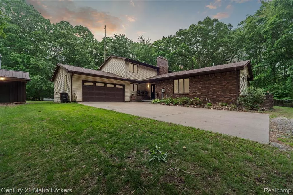Chesaning, MI 48616,14210 W Burt W Road