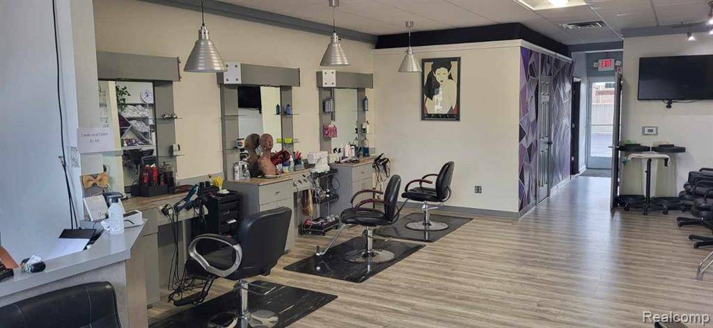 14148 E 12 Mile Rd Road, Warren, MI 48088