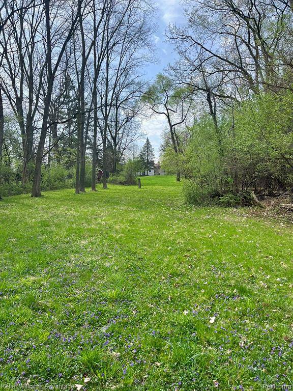Northville, MI 48168,46910 6 Mile Road