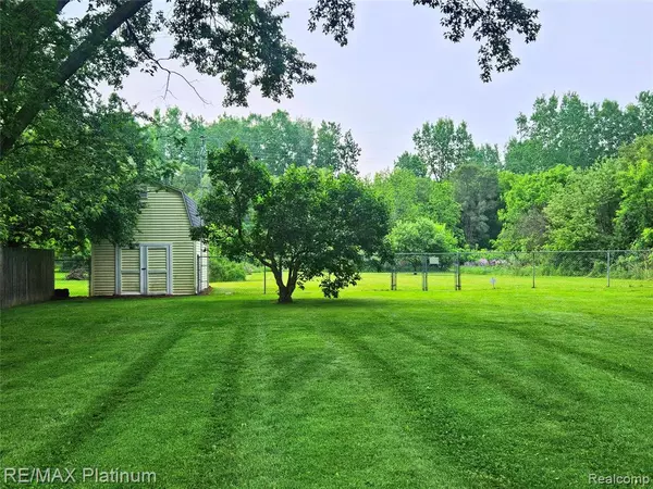 Swartz Creek, MI 48473,7257 Miller Road