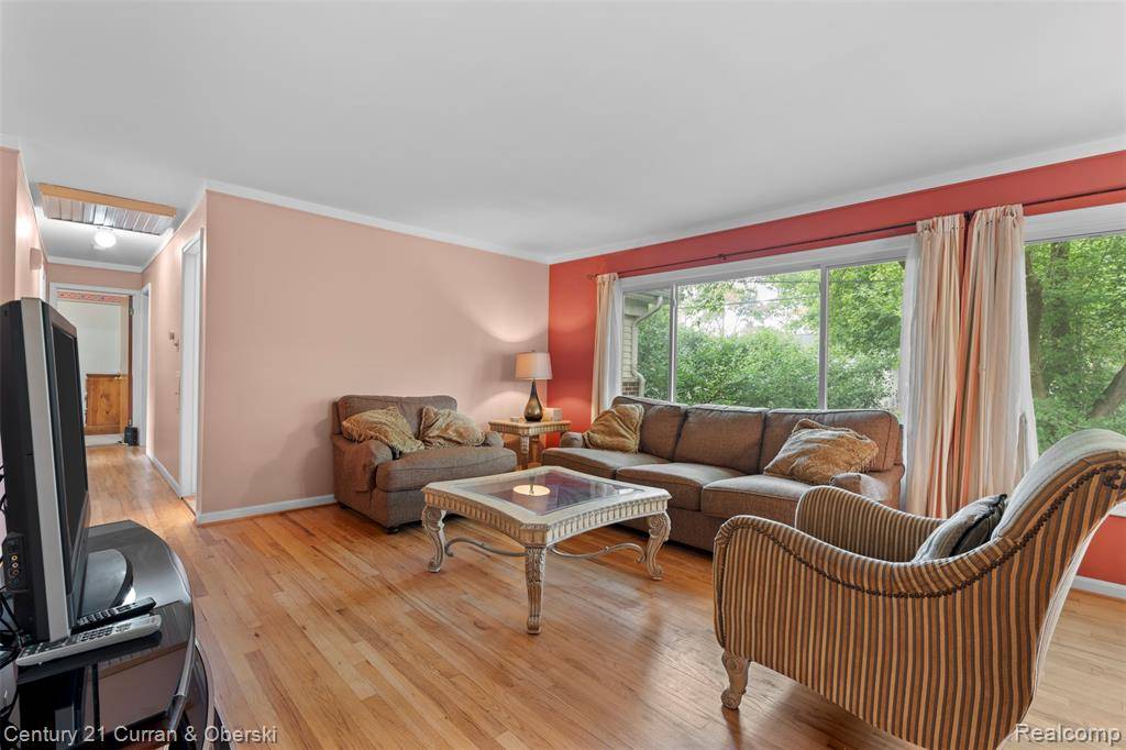 Farmington Hills, MI 48334,32311 Farmersville Road