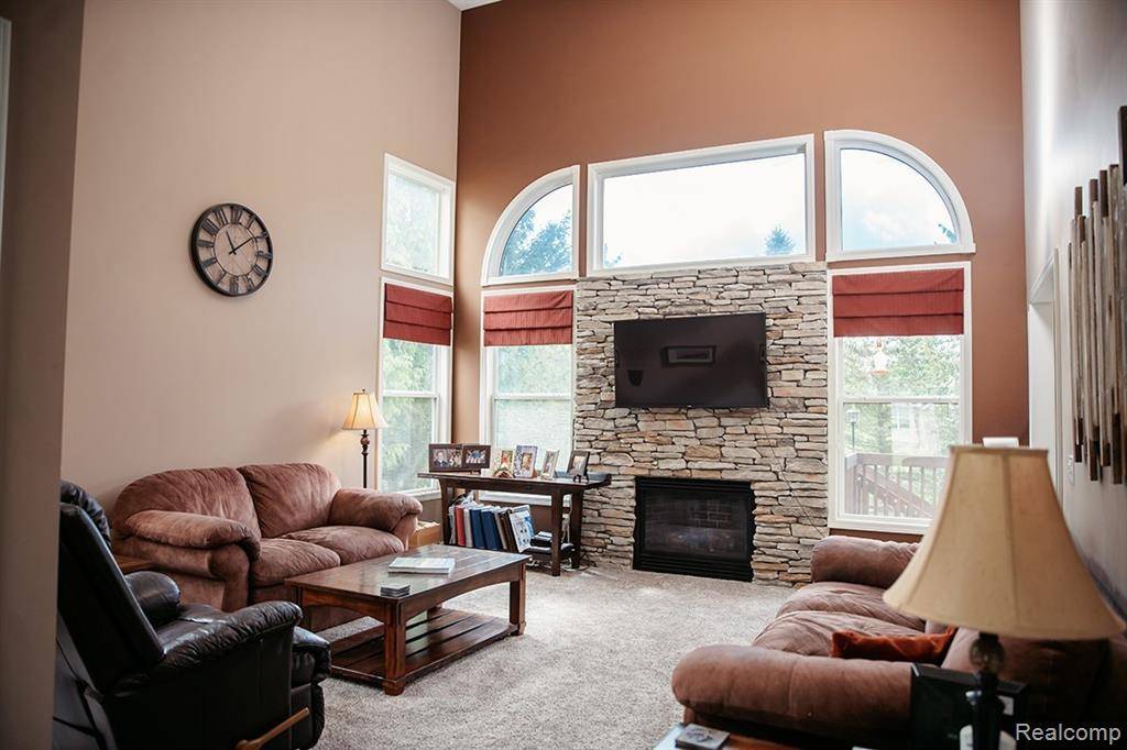 Williamston, MI 48895,1023 Foxborough Drive