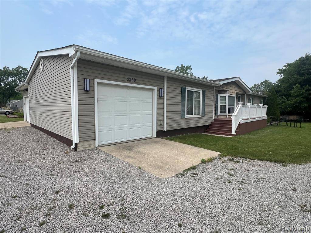 Grand Blanc, MI 48439,5550 Howe Road
