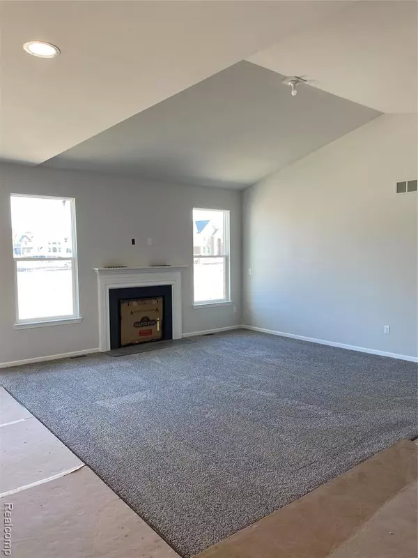 Farmington Hills, MI 48336,33548 Baldwin Street