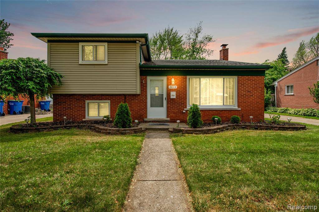 24113 Karen Avenue, Warren, MI 48091