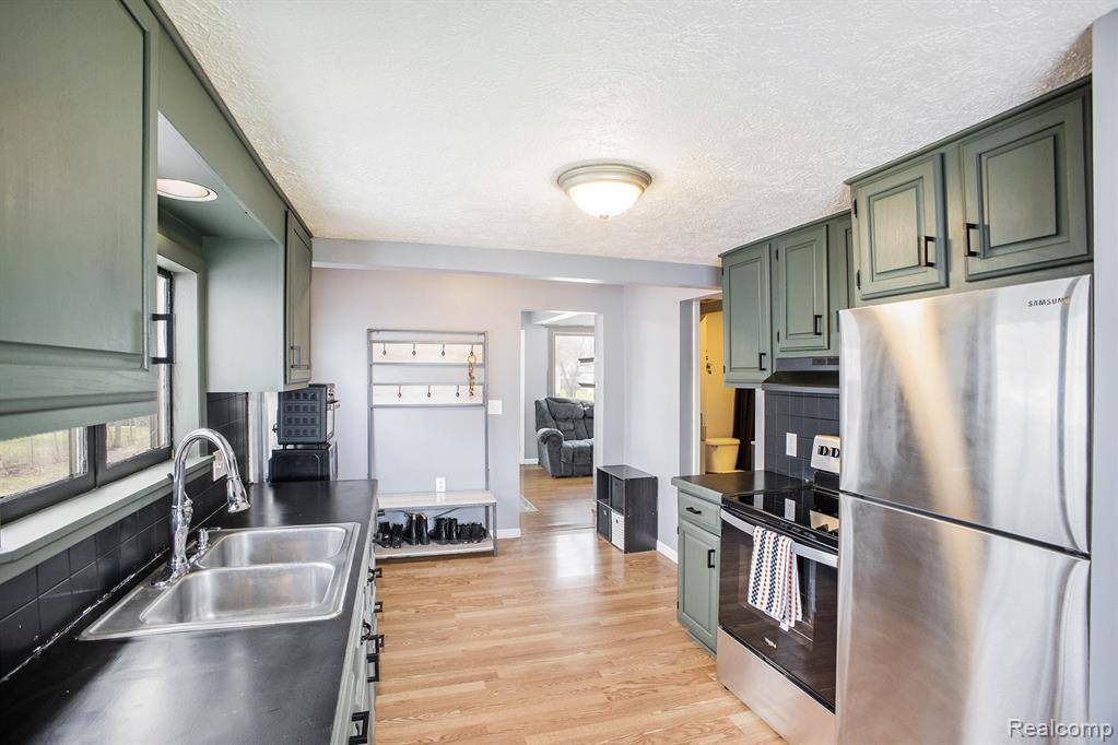 Lansing, MI 48910,322 Astor Avenue