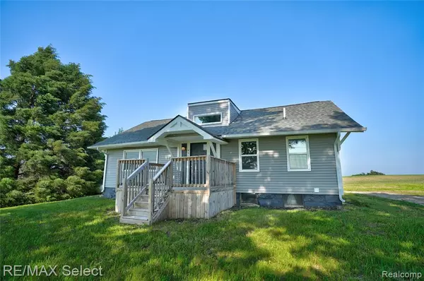 Columbiaville, MI 48421,4470 N Lake Road