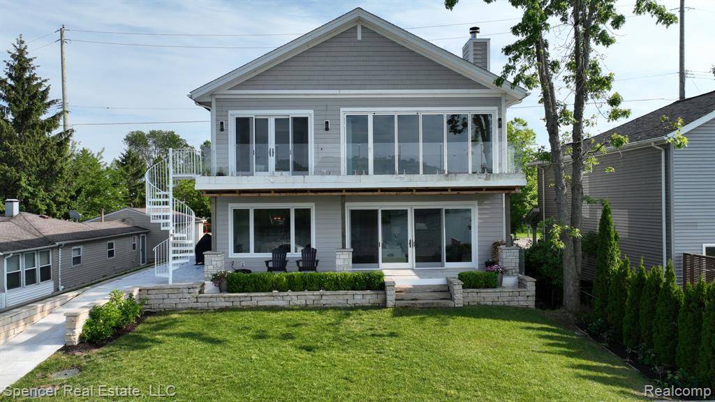 571 Dunleavy Drive, Highland, MI 48356
