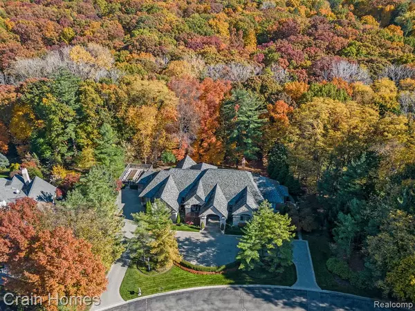 Bloomfield Hills, MI 48304,20 Hidden Ridge