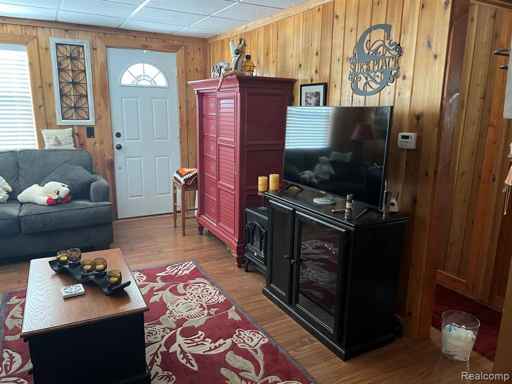 Lincoln, MI 48742,4299 N Wood Road