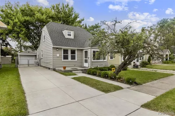 23083 Tawas Avenue,  Hazel Park,  MI 48030