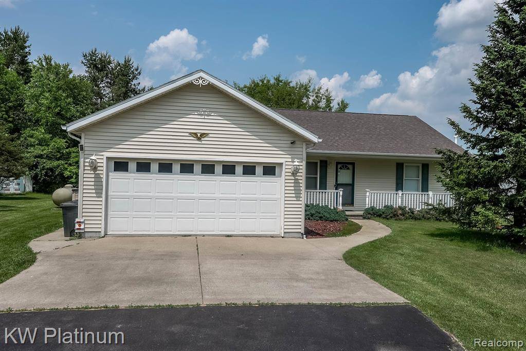 7448 Avoca Road, Clyde, MI 48049