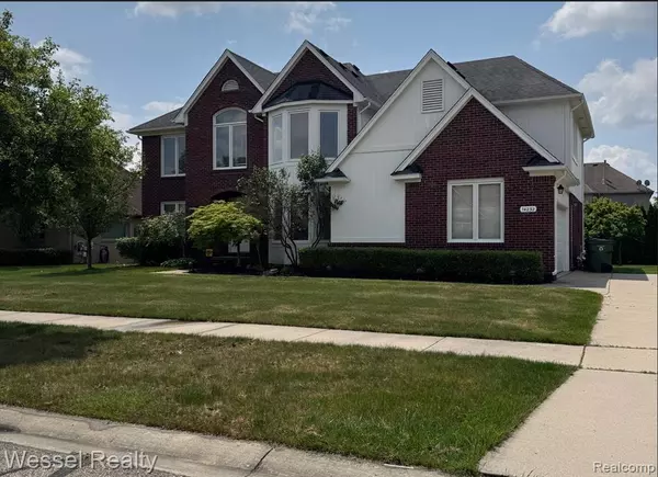 Shelby Twp, MI 48315,14232 Berryknoll Drive