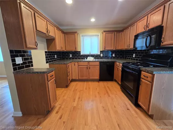 Garden City, MI,31710 Leona Street