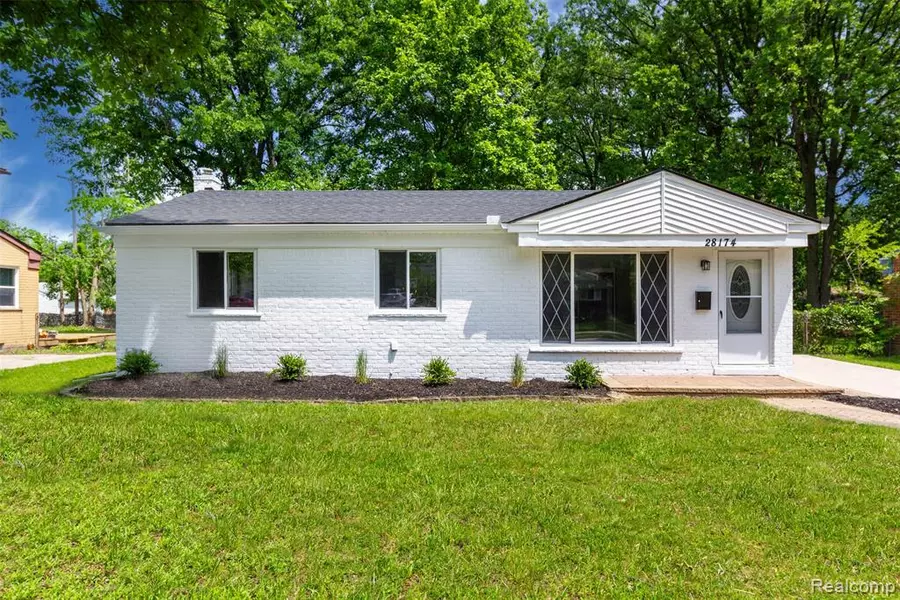28174 Sutherland Street, Southfield, MI 48076