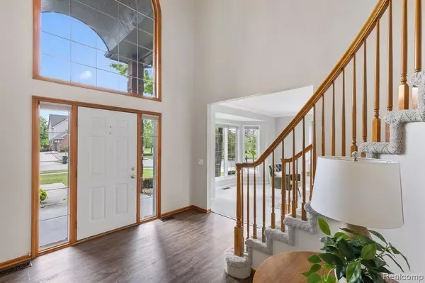 Canton, MI 48187,49093 Poppleton Court