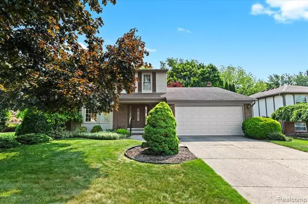 Livonia, MI 48154,15212 Riverside Street