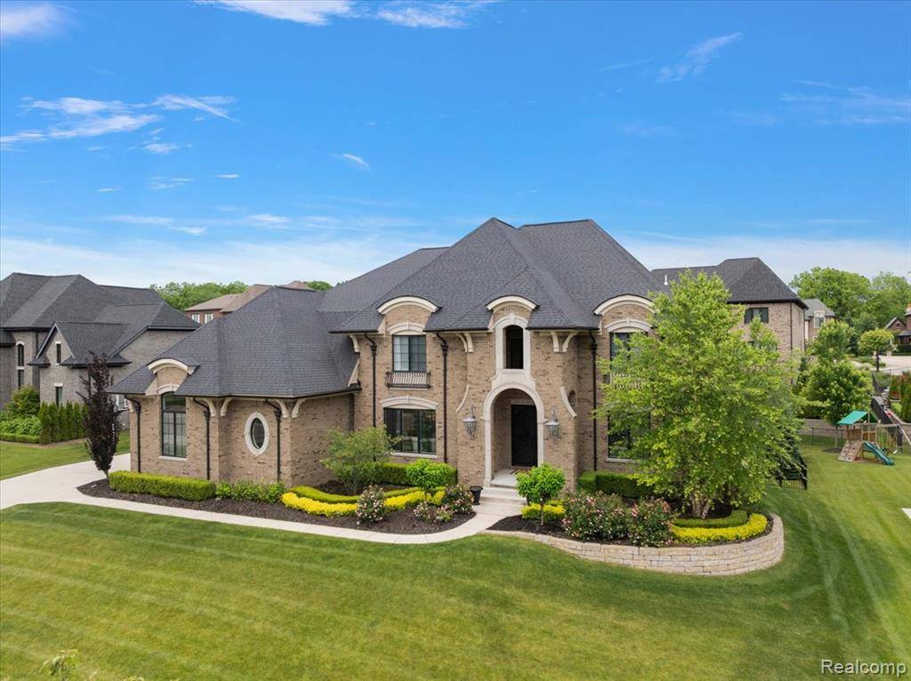 Rochester Hills, MI 48309,3610 Piccadilly Drive