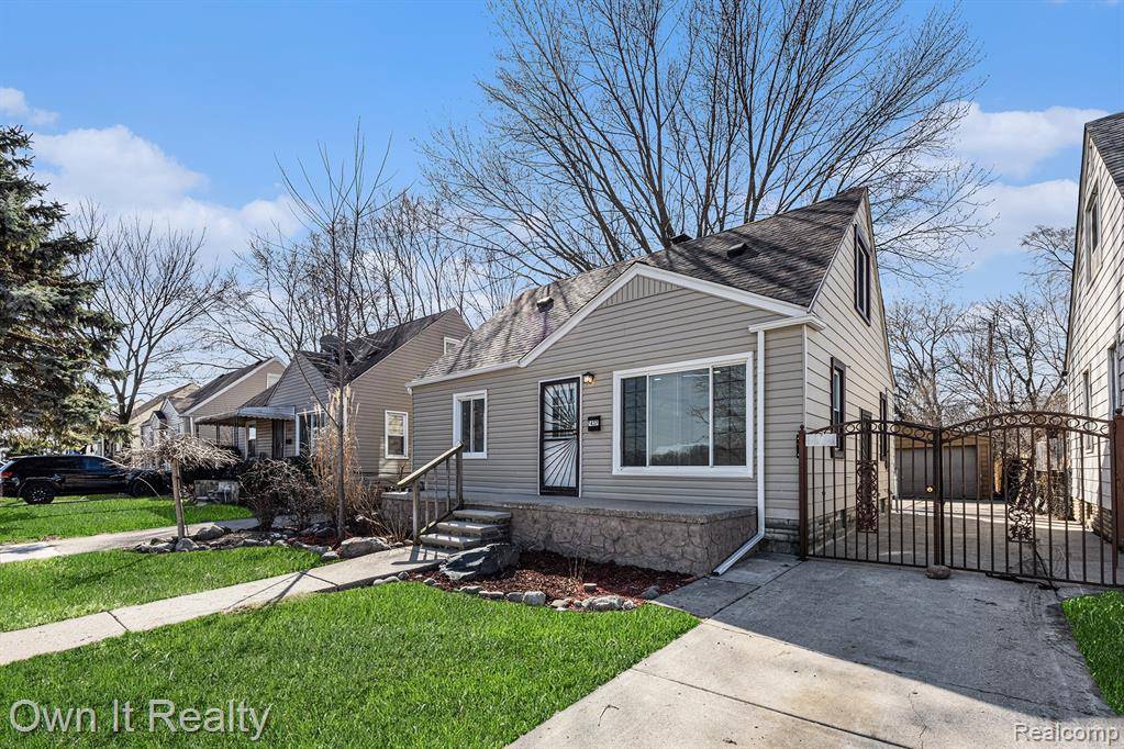 Dearborn, MI 48239,7437 Parkland