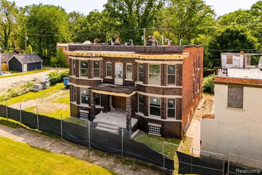 1817 Fischer Street, Detroit, MI 48214