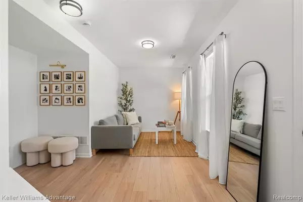 Auburn Hills, MI 48326,3947 Trailwaycommons Circle