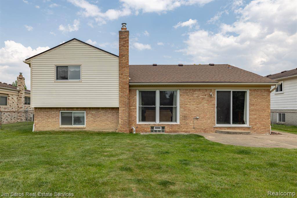 Macomb, MI 48044,47425 Barbara Road