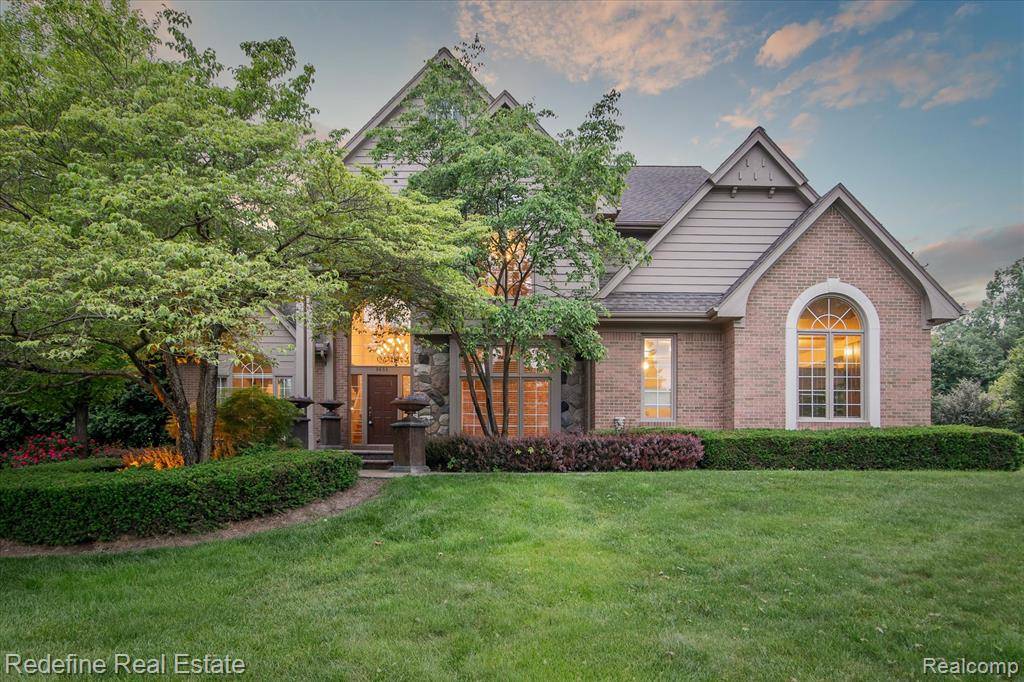 9655 Wellington Drive, Plymouth, MI 48170