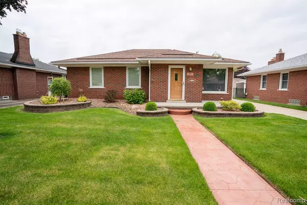 3160 Anna Avenue, Trenton, MI 48183