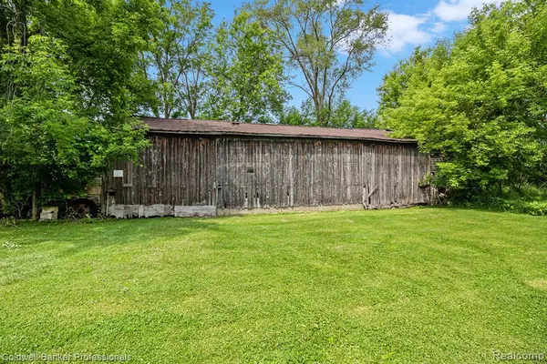 Howell, MI 48855,2050 Tooley Road