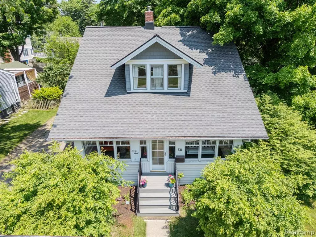 Oxford, MI 48371,38 Pontiac Street