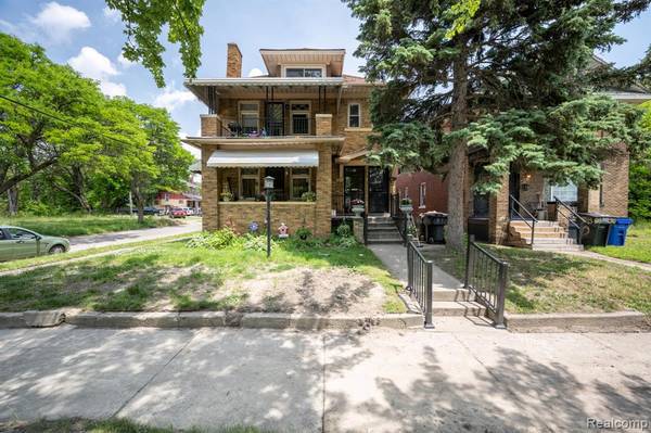 8836 Quincy Street, Detroit, MI 48204