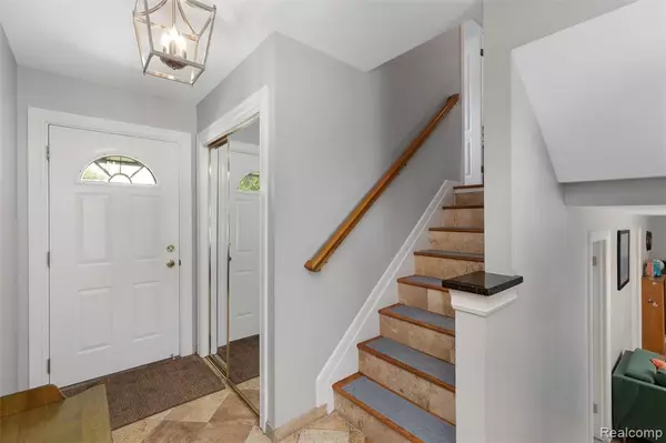 Franklin, MI 48025,24960 S Cromwell Drive