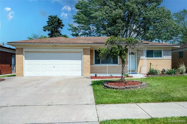 30320 Moulin Avenue, Warren, MI 48088