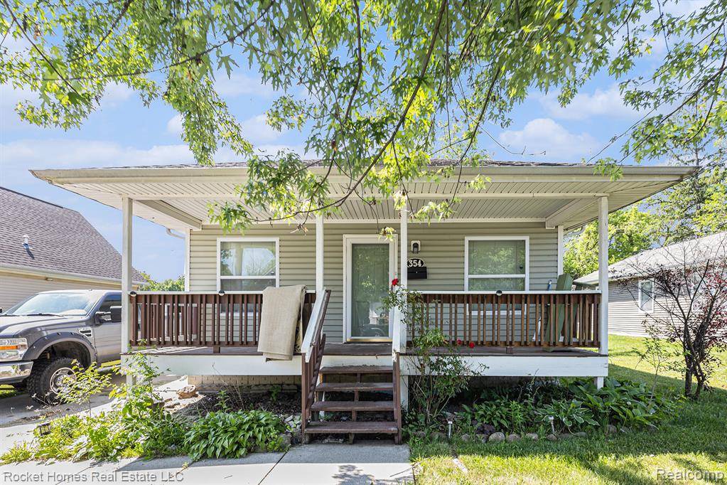 354 Ferry Avenue, Pontiac, MI 48341