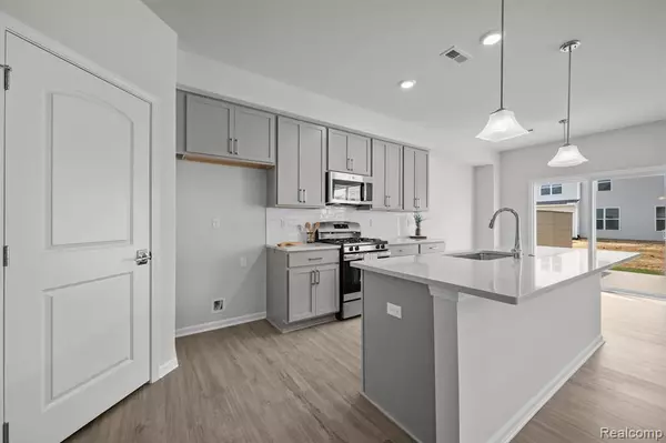 Saline, MI 48176,1802 SALT SPRINGS Drive