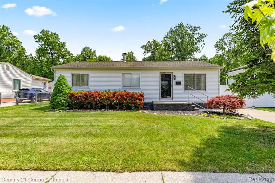 15789 Meadow Street, Romulus, MI 48174