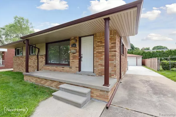 Trenton, MI 48183,2434 Medford Street