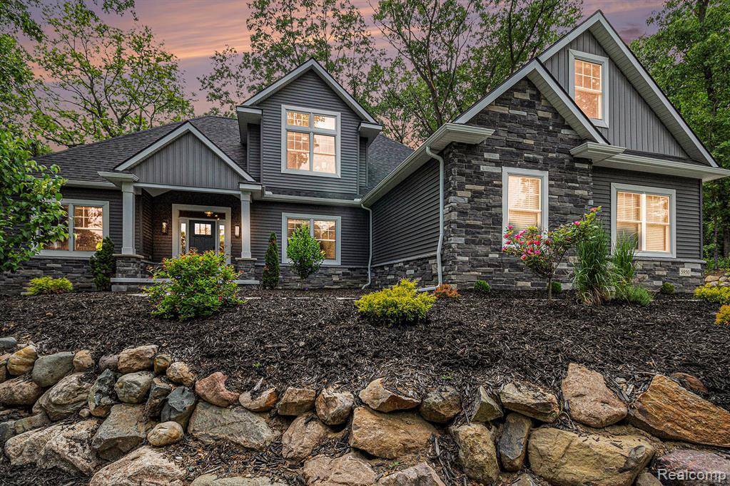 5950 Mountain Top Drive, Brighton, MI 48116