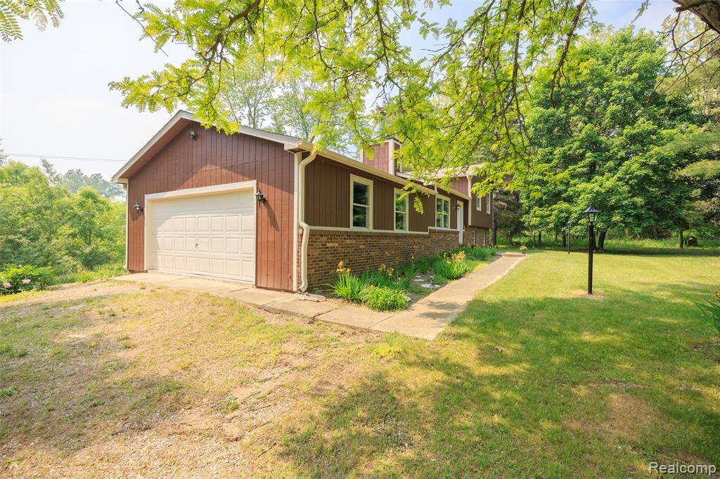 Howell, MI 48855,1931 E Marr Road