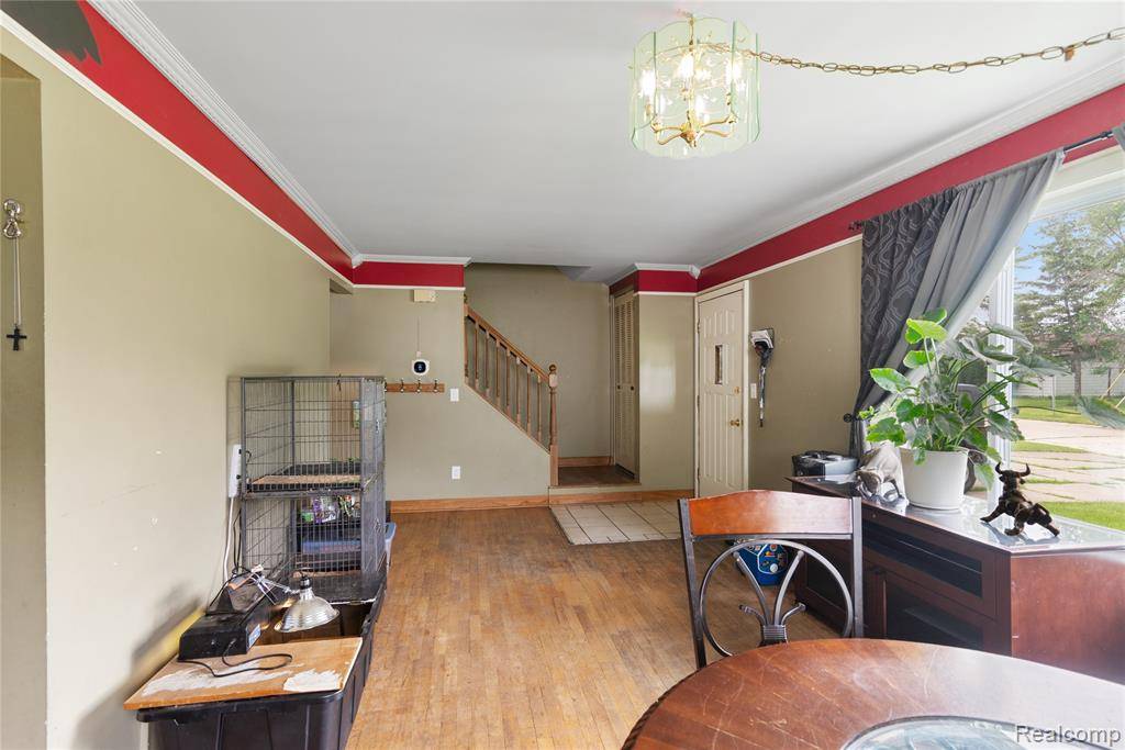 Saginaw, MI 48604,927 Piper Drive