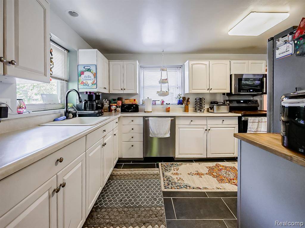 Rochester Hills, MI 48309,1468 Ruby Avenue