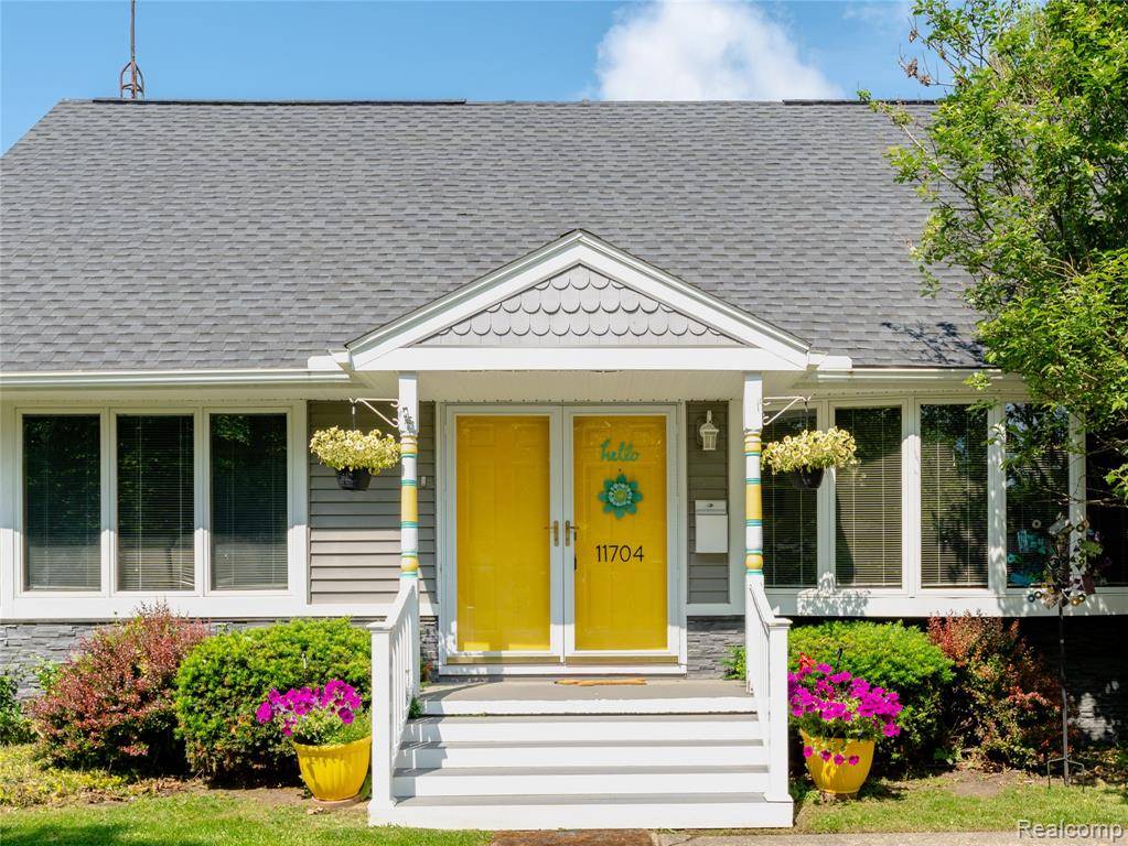 11704 Schram Street, Grand Blanc, MI 48439