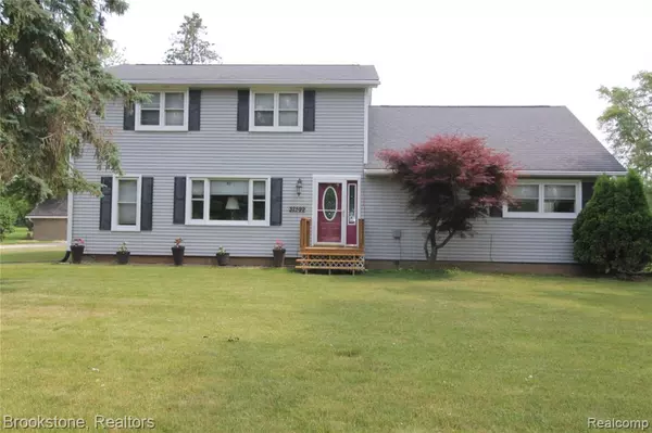 32599 Armada Ridge Road, Richmond, MI 48062