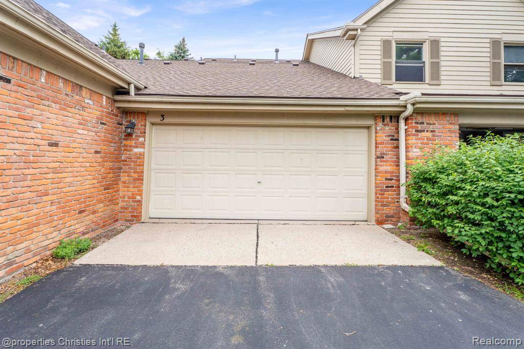 Dearborn, MI 48124,3 Cornell Court