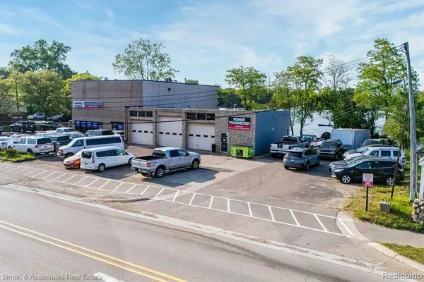 Lake Orion, MI 48362,30 W Clarkston Road