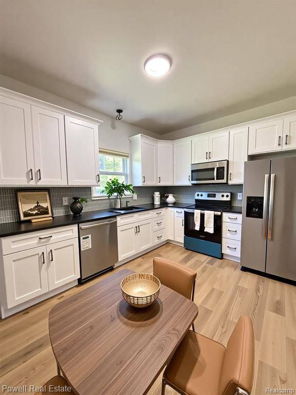Novi, MI 48377,30916 Jasper Ridge