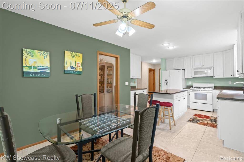 Wixom, MI 48393,773 Sibley Court